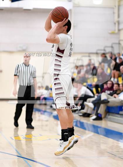 Thumbnail 3 in St. Francis vs. Pinewood (CIF CCS D5 Semifinal) photogallery.