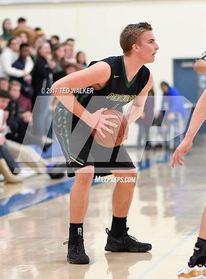 Thumbnail 2 in St. Francis vs. Pinewood (CIF CCS D5 Semifinal) photogallery.