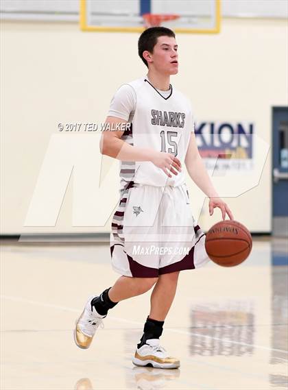 Thumbnail 1 in St. Francis vs. Pinewood (CIF CCS D5 Semifinal) photogallery.