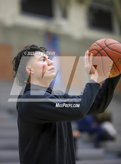 Thumbnail 2 in Clovis @ Clovis North photogallery.
