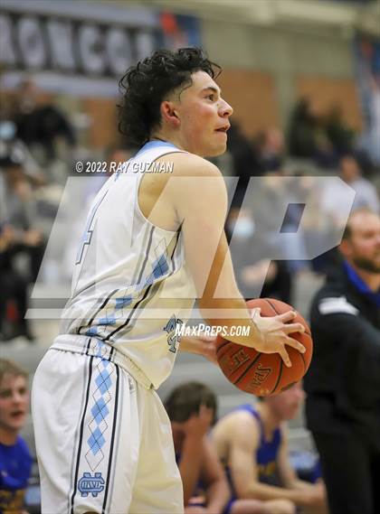 Thumbnail 2 in Clovis @ Clovis North photogallery.