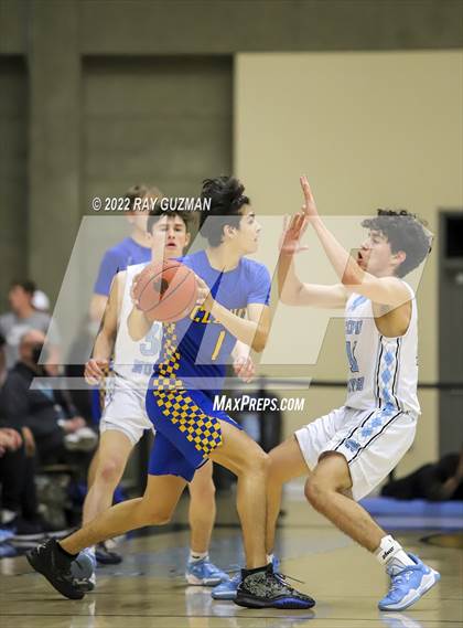 Thumbnail 3 in Clovis @ Clovis North photogallery.