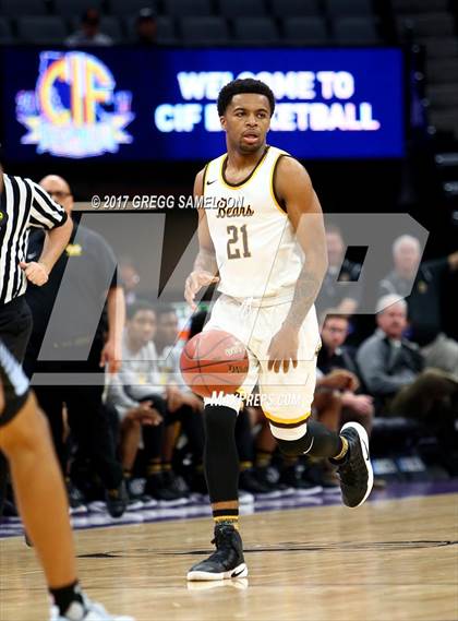 Thumbnail 1 in Mission vs Villa Park (CIF State D3 Final) photogallery.