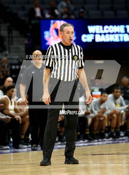 Thumbnail 2 in Mission vs Villa Park (CIF State D3 Final) photogallery.