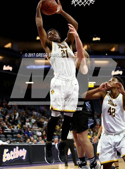 Thumbnail 2 in Mission vs Villa Park (CIF State D3 Final) photogallery.