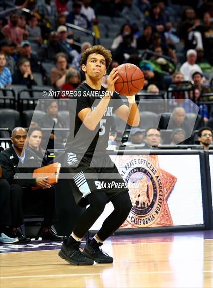 Thumbnail 2 in Mission vs Villa Park (CIF State D3 Final) photogallery.