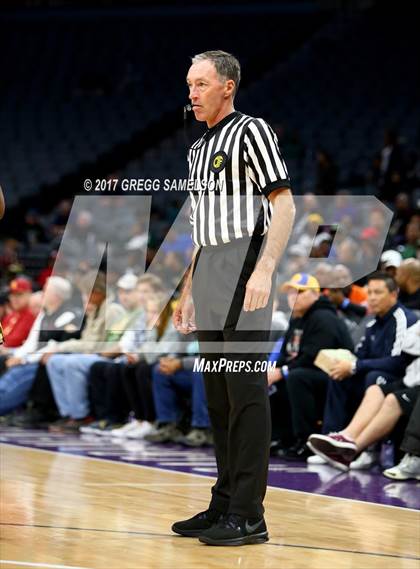 Thumbnail 2 in Mission vs Villa Park (CIF State D3 Final) photogallery.