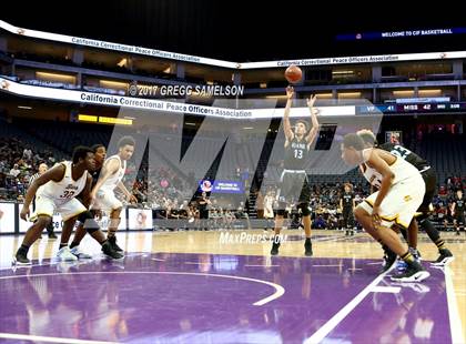 Thumbnail 2 in Mission vs Villa Park (CIF State D3 Final) photogallery.