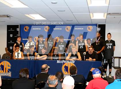 Thumbnail 3 in Mission vs Villa Park (CIF State D3 Final) photogallery.