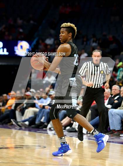 Thumbnail 1 in Mission vs Villa Park (CIF State D3 Final) photogallery.