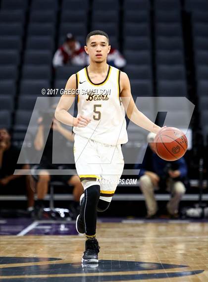 Thumbnail 1 in Mission vs Villa Park (CIF State D3 Final) photogallery.