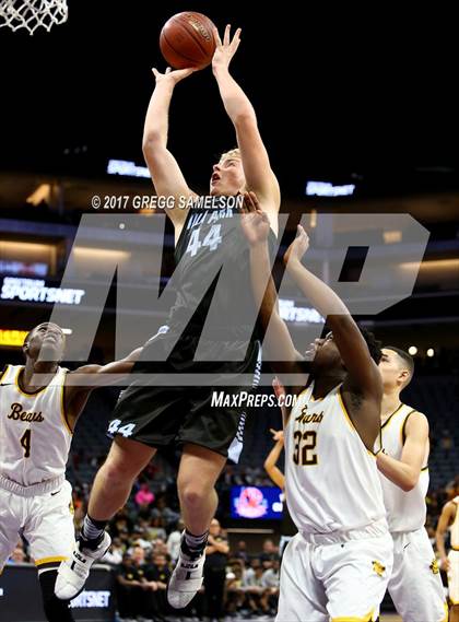 Thumbnail 1 in Mission vs Villa Park (CIF State D3 Final) photogallery.