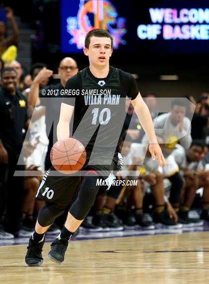 Thumbnail 1 in Mission vs Villa Park (CIF State D3 Final) photogallery.