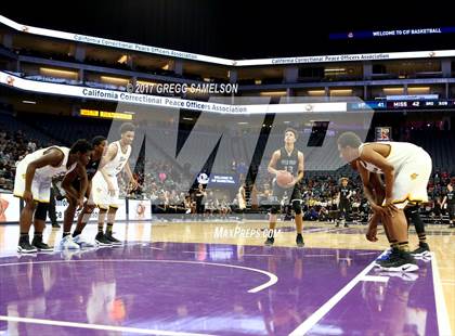 Thumbnail 1 in Mission vs Villa Park (CIF State D3 Final) photogallery.