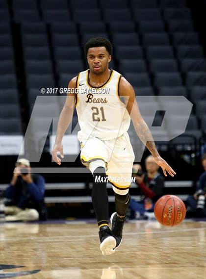 Thumbnail 2 in Mission vs Villa Park (CIF State D3 Final) photogallery.