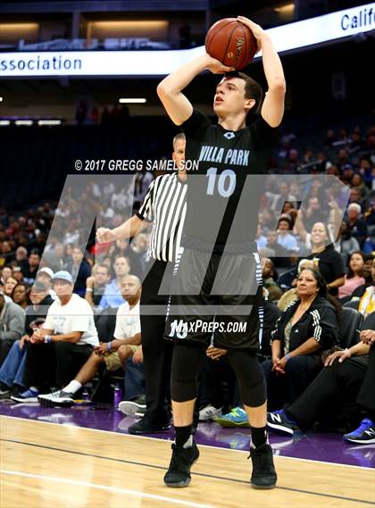 Thumbnail 3 in Mission vs Villa Park (CIF State D3 Final) photogallery.