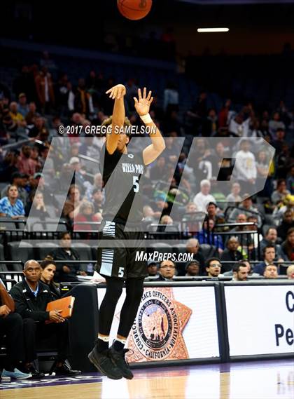 Thumbnail 3 in Mission vs Villa Park (CIF State D3 Final) photogallery.