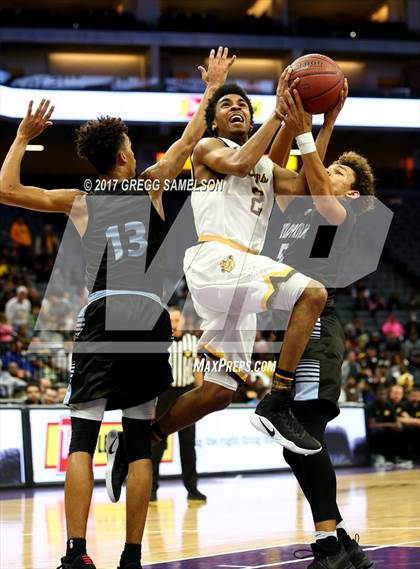 Thumbnail 2 in Mission vs Villa Park (CIF State D3 Final) photogallery.
