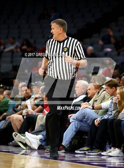 Thumbnail 2 in Mission vs Villa Park (CIF State D3 Final) photogallery.