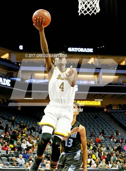 Thumbnail 2 in Mission vs Villa Park (CIF State D3 Final) photogallery.