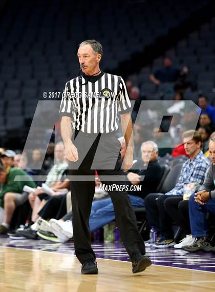 Thumbnail 1 in Mission vs Villa Park (CIF State D3 Final) photogallery.