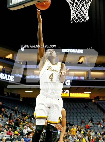 Thumbnail 3 in Mission vs Villa Park (CIF State D3 Final) photogallery.