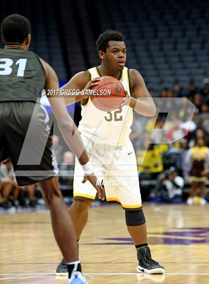 Thumbnail 2 in Mission vs Villa Park (CIF State D3 Final) photogallery.
