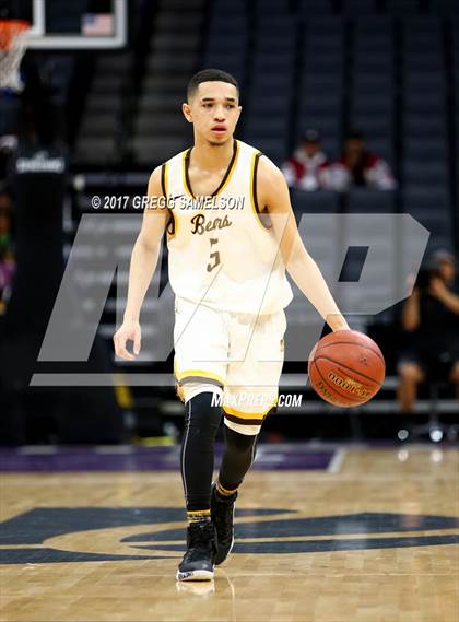 Thumbnail 2 in Mission vs Villa Park (CIF State D3 Final) photogallery.
