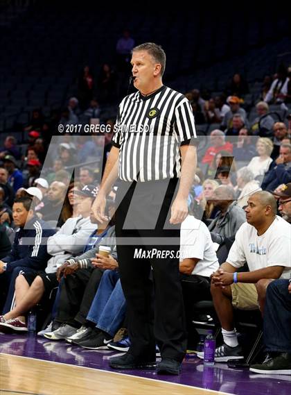 Thumbnail 3 in Mission vs Villa Park (CIF State D3 Final) photogallery.