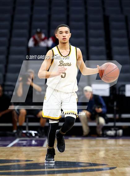 Thumbnail 2 in Mission vs Villa Park (CIF State D3 Final) photogallery.