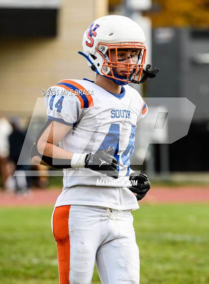 Thumbnail 2 in Newton South @ Sharon photogallery.