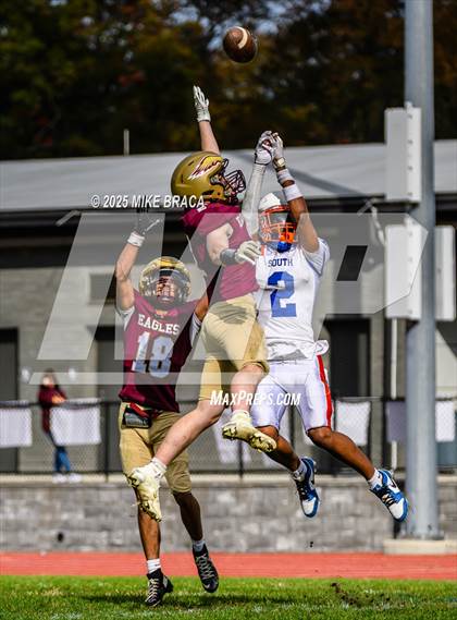 Thumbnail 2 in Newton South @ Sharon photogallery.