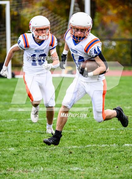 Thumbnail 3 in Newton South @ Sharon photogallery.