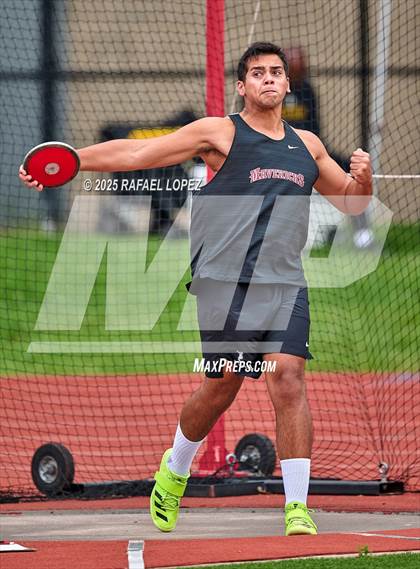 Thumbnail 1 in Eagle No Tax Relays (Discus) photogallery.
