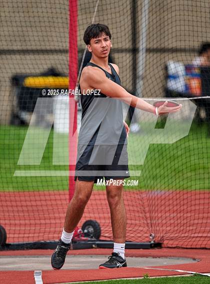 Thumbnail 2 in Eagle No Tax Relays (Discus) photogallery.