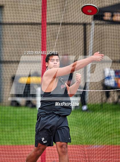 Thumbnail 2 in Eagle No Tax Relays (Discus) photogallery.
