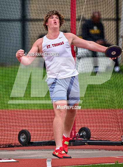 Thumbnail 2 in Eagle No Tax Relays (Discus) photogallery.