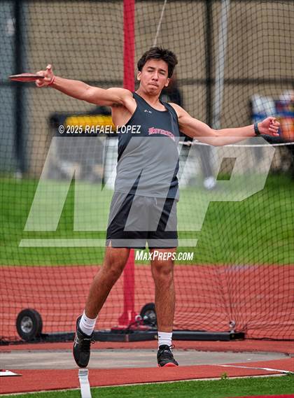 Thumbnail 1 in Eagle No Tax Relays (Discus) photogallery.