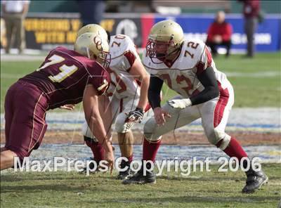Thumbnail 3 in Cardinal Newman vs Oaks Christian (D3 State Final) photogallery.