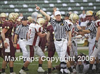 Thumbnail 2 in Cardinal Newman vs Oaks Christian (D3 State Final) photogallery.