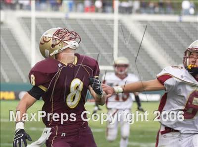 Thumbnail 3 in Cardinal Newman vs Oaks Christian (D3 State Final) photogallery.
