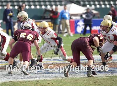 Thumbnail 2 in Cardinal Newman vs Oaks Christian (D3 State Final) photogallery.