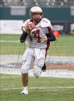 Thumbnail 3 in Cardinal Newman vs Oaks Christian (D3 State Final) photogallery.