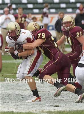 Thumbnail 2 in Cardinal Newman vs Oaks Christian (D3 State Final) photogallery.