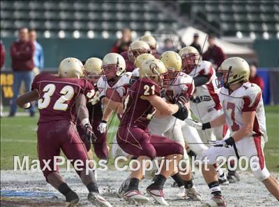 Thumbnail 2 in Cardinal Newman vs Oaks Christian (D3 State Final) photogallery.