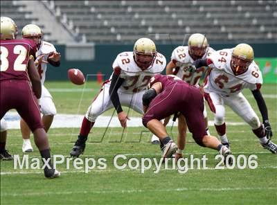 Thumbnail 2 in Cardinal Newman vs Oaks Christian (D3 State Final) photogallery.