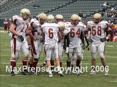 Thumbnail 3 in Cardinal Newman vs Oaks Christian (D3 State Final) photogallery.