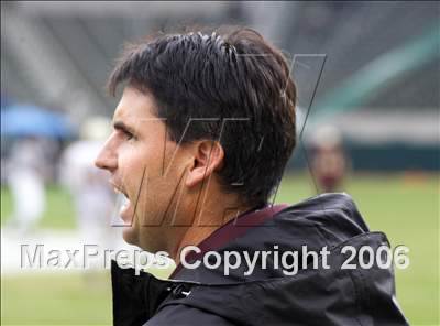 Thumbnail 2 in Cardinal Newman vs Oaks Christian (D3 State Final) photogallery.