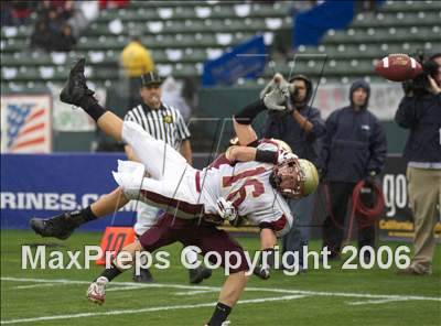 Thumbnail 1 in Cardinal Newman vs Oaks Christian (D3 State Final) photogallery.