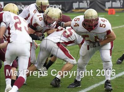 Thumbnail 3 in Cardinal Newman vs Oaks Christian (D3 State Final) photogallery.